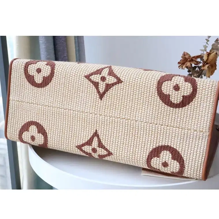 2108DJ0057 s LV Bags 0527